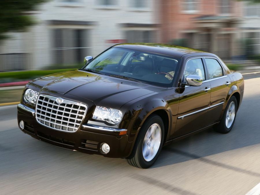  Chrysler 300C 2007 года  (фото 12 из 21)